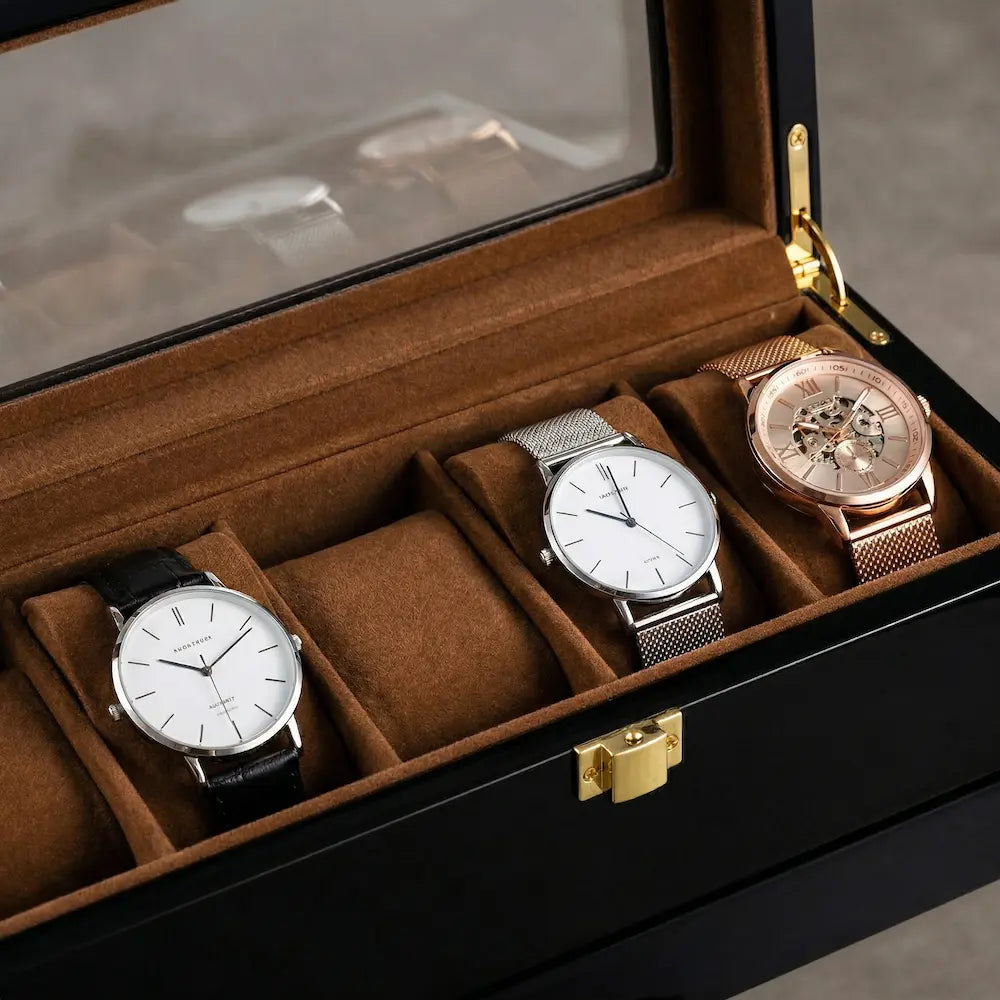 vue proche coussins boîte à montres couleur noir